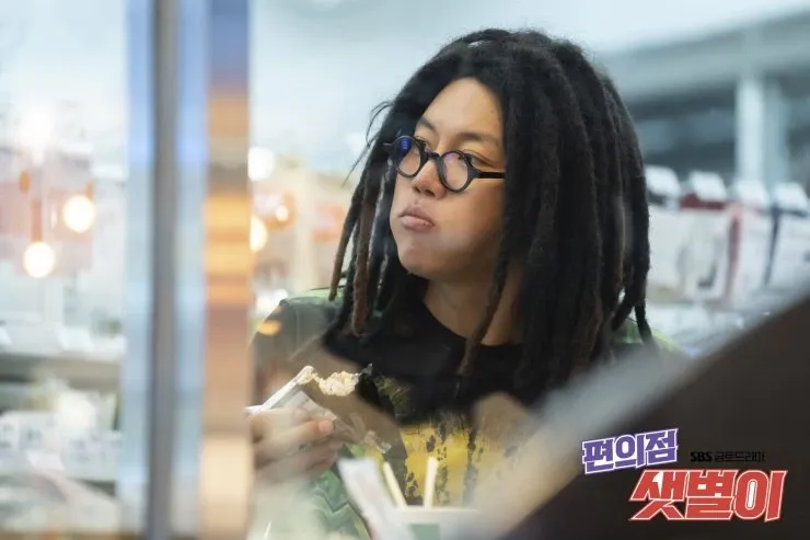 Let's talk about Ji Chang Wook and Kim Yoo Jung's k-drama Backstreet Rookie aka Convenience Store Saet Byul