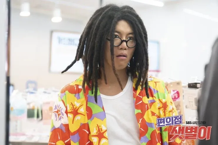 Let's talk about Ji Chang Wook and Kim Yoo Jung's k-drama Backstreet Rookie aka Convenience Store Saet Byul