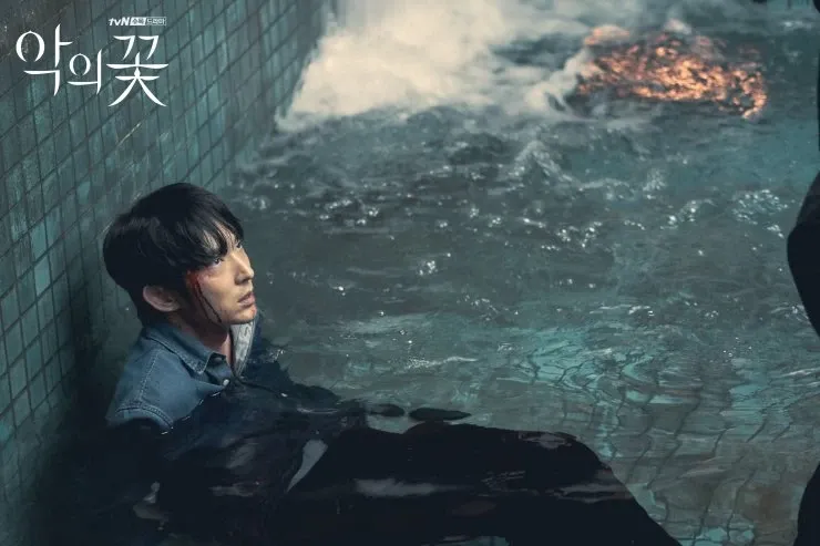 k-drama review flower of evil starring lee joon gi, moon chae won | kdramaomo