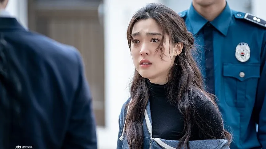 Kdrama Beyond Evil review starring shin ha kyun, yeo jin goo - kdramaomo.com