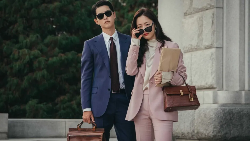 Netflix's Kdrama Vincenzo Review starring Song Joong Ki and Jeon Yeo Bin (via kdramaomo.com) 