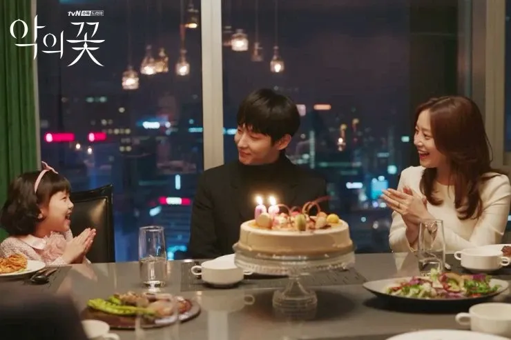 k-drama review flower of evil starring lee joon gi, moon chae won | kdramaomo
